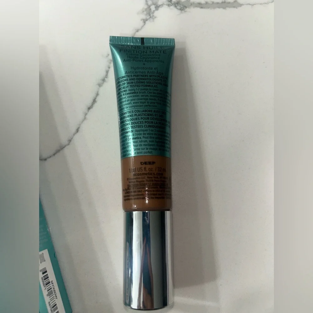 IT Cosmetics  CC+ Oil-Free Matte Antiaging full Coverage cream DEEP 1.08 fl oz